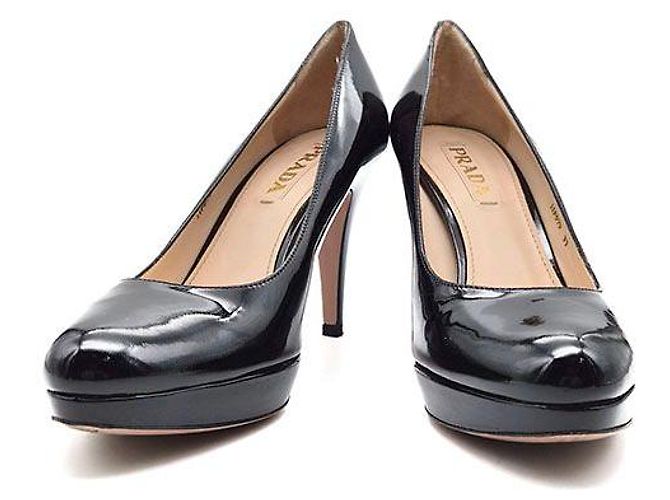 Prada Décolleté in vernice Nero - vista 2