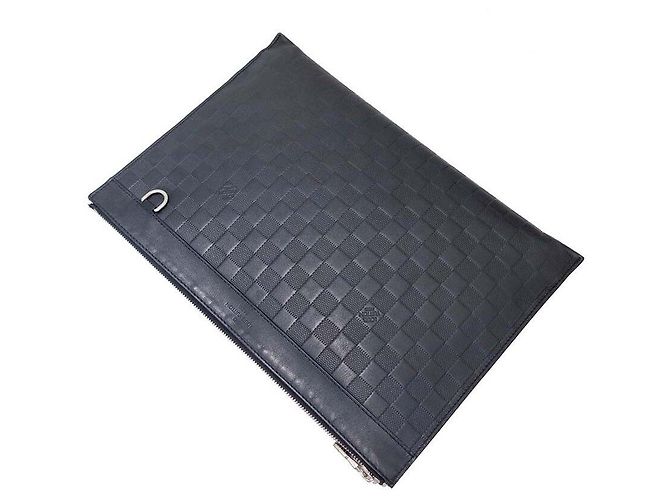 Louis Vuitton Pochette Clutch Damier Infini Nero - vista 3
