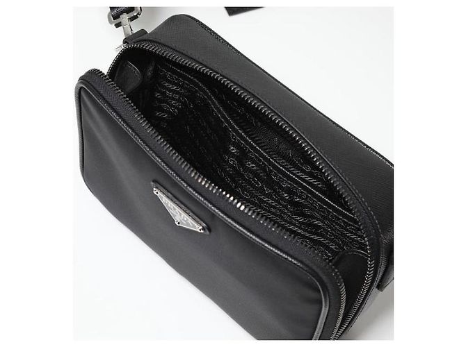 Prada RE-NYLON Triangle Logo Crossbody Bag XMP - vista 5