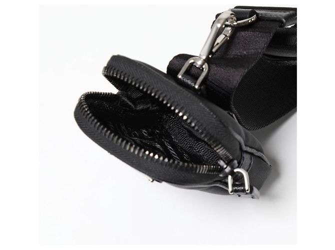 Prada RE-NYLON Triangle Logo Crossbody Bag XMP - vista 8