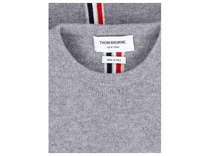 Thom Browne Rundhals-Pullover aus Merinowolle-Strick mit RWB auf der Rückseite Braun - Ansicht 5