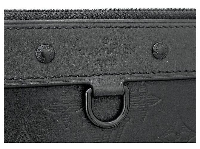 Louis Vuitton Pochette Clutch Monogram Shadow - vista 5