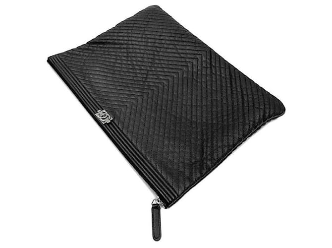 Chanel Clutch Chevron Boy Nero - vista 5