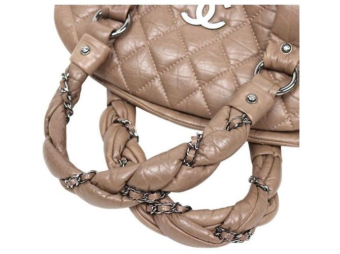 Chanel Borsa Tote trapuntata CC marrone - vista 12