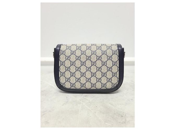 Horsebit 1955 Gucci Mini borsa a tracolla GG Supreme Horsebit blu e beige - vista 6