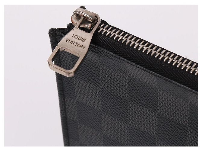 Louis Vuitton Clutch con zip Damier Graphite Nero - vista 5