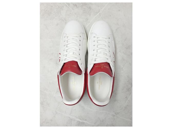 Louis Vuitton Sneakers Luxembourg in pelle rossa con logo LV Rosso - vista 6