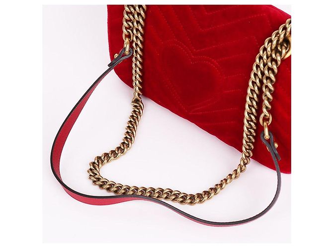 Gucci Piccola borsa a tracolla Marmont in scamosciato rosso - vista 8