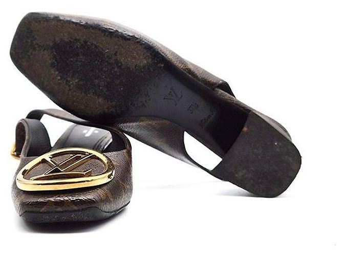 Louis Vuitton Décolleté slingback Monogram Madeleine Marrone - vista 6