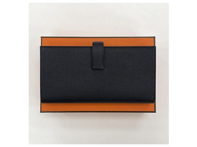 Hermès Long Wallet Black with Gold Hardware - view 3