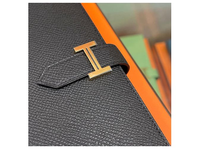 Hermès Long Wallet Black with Gold Hardware - view 6