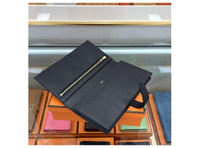 Hermès Long Wallet Black with Gold Hardware - view 7
