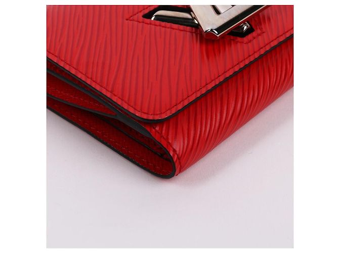 Louis Vuitton Red Twist Silver Monogramm Geldbörse Rot - vue 7