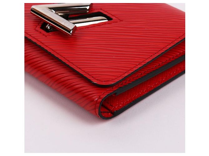 Louis Vuitton Red Twist Silver Monogramm Geldbörse Rot - vue 8