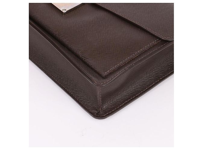 Louis Vuitton Clutch com alça Taiga Bellaia Marrom - vista 10