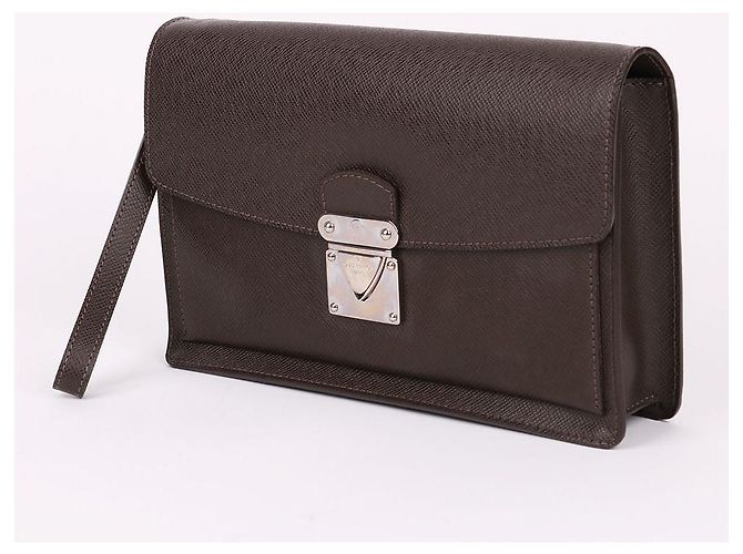 Louis Vuitton Clutch com alça Taiga Bellaia Marrom - vista 3
