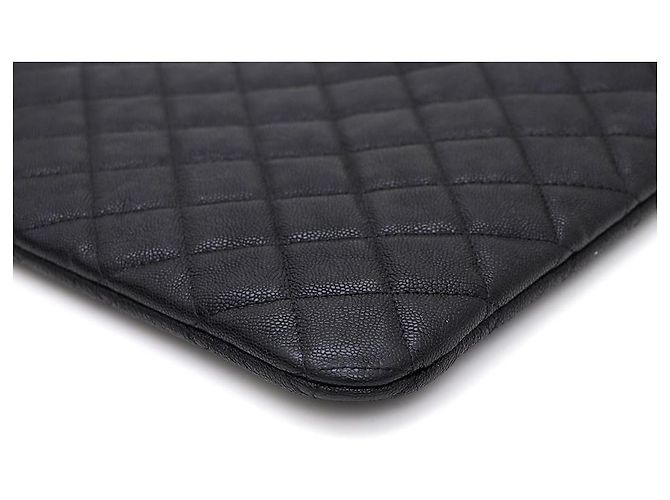 Chanel Clutch Large Silver Boy di Black Caviar Nero - vista 6