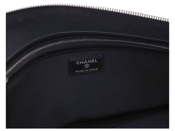 Chanel Clutch Large Silver Boy di Black Caviar Nero - vista 8