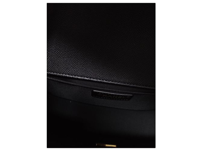 Chanel Black Caviar Gold Boy Bag Medium Chip Nero - vista 5