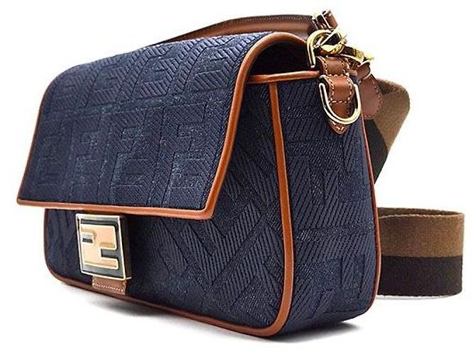 Fendi Bolso Baguette de Denim Juka Azul - vista 2