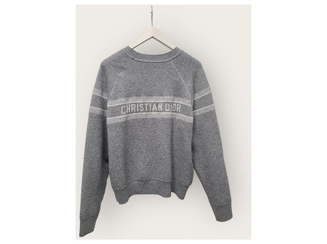 Dior Reversibler grauer Cashmere-Strickpullover mit Oblique-Muster
Crewneck Braun - Ansicht 5