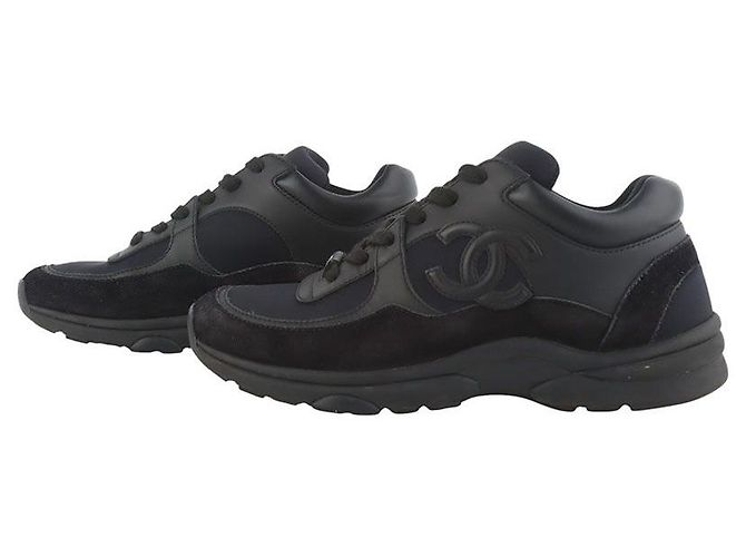 Chanel Sneakers Cruise in pelle nera e scamosciata con logo CC Nero - vista 5
