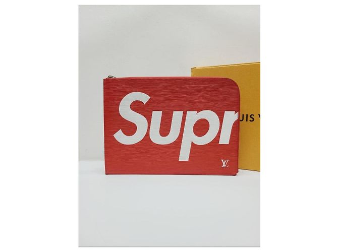 Louis Vuitton Pochette Supreme en cuir Epi rouge - vue 2