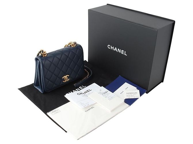 Chanel Triple Pearl Chain Turnlock Flap Shoulder Bag Blue - view 8