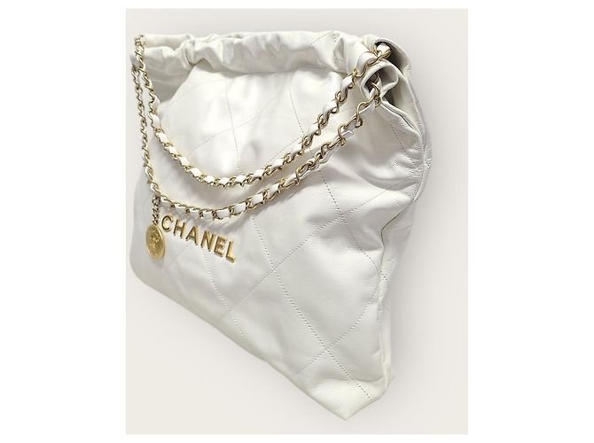 Chanel Sac à bandoulière blanc taille Medium avec chaîne dorée brillante - vue 2