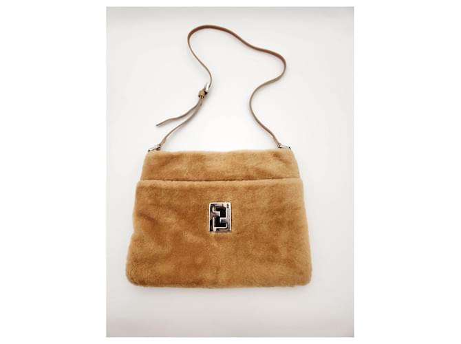 Fendi Borsa a tracolla in shearling marrone - vista 5