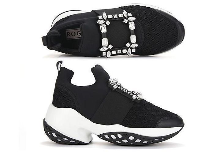 Roger Vivier Sneakers Vivrun Strass Buckle Nero - vista 4