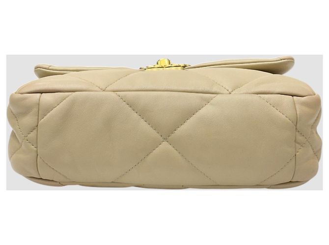 Chanel 19 Chanel Bolsa com aba Medium Beige Marrom - vista 7