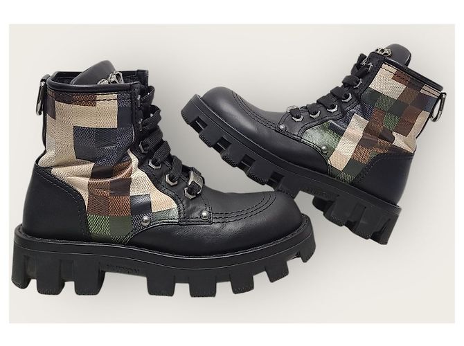 Louis Vuitton Damier Camouflage LV Checker Combat Boots Schwarz - Ansicht 5