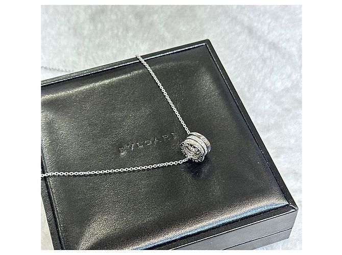 Bulgari Collana in oro bianco e diamanti pavé - vista 6
