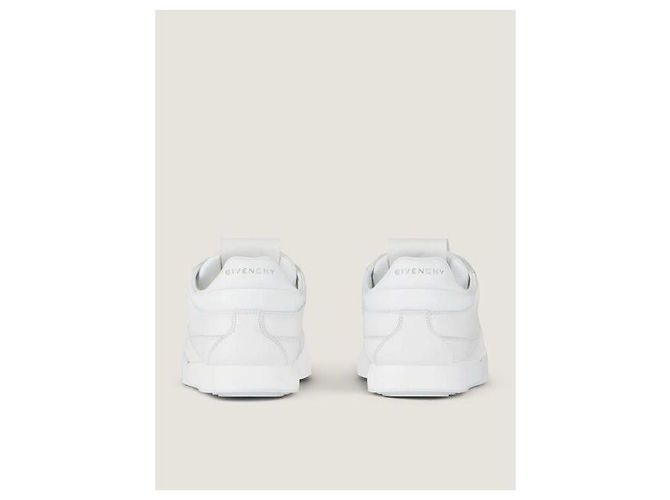 Givenchy Sneakers Logo in Pelle e Scamosciato Bianco - vista 9