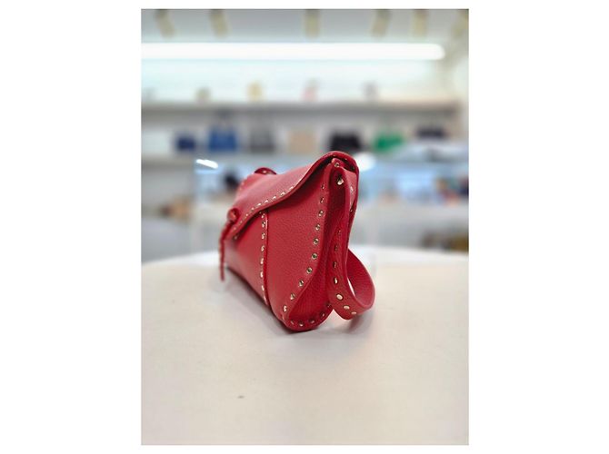 16 Céline Mini-Schultertasche mit Nieten Rot - Ansicht 3