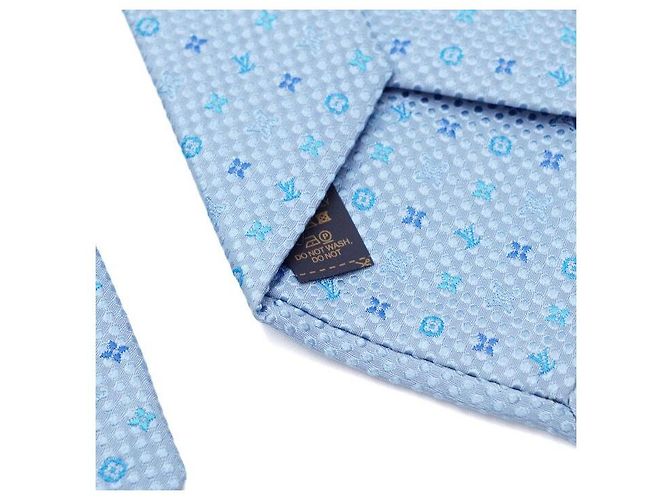 Louis Vuitton Monogram Silk Men's Tie Blue - view 7