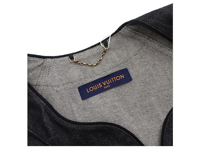 Louis Vuitton Denim-Hemdenjacke für Herren mit schwarzem Prägemuster-Monogramm - Ansicht 5