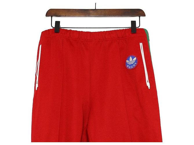 Gucci Pantaloni della tuta da uomo in cotone e poliestere rosso con patch logo - vista 2