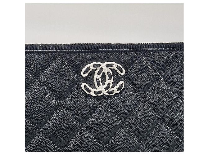 Chanel Clutch Black Caviar con logo CC Nero - vista 3