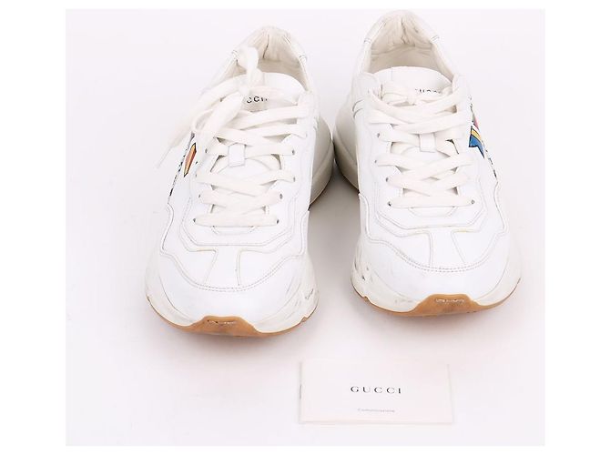 Gucci Sneakers Worldwide Patch Rhyton Bianco - vista 2