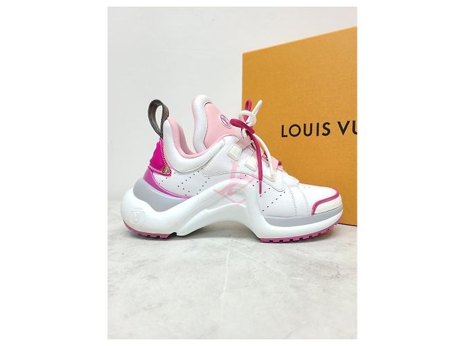 Louis Vuitton Archlight Sneaker aus rosa Leder mit Monogramm Pink - Ansicht 2