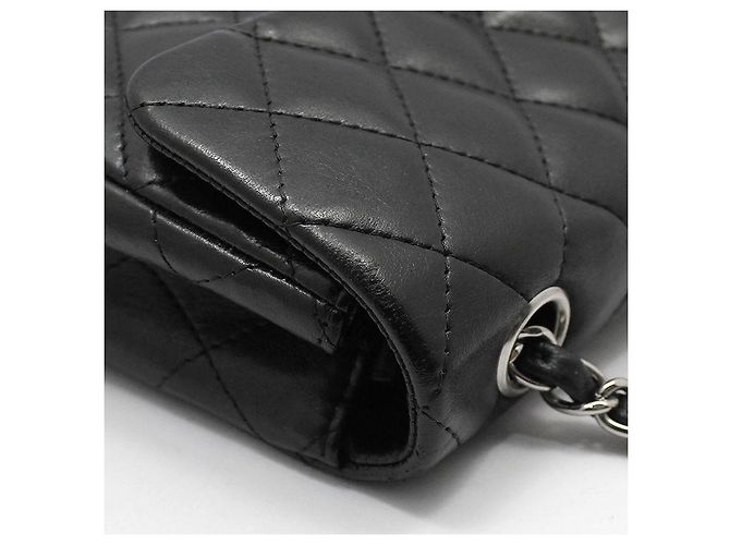 Chanel Borsa a tracolla Baguette Classic in agnello nero con catena argentata - vista 11