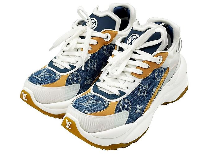 Louis Vuitton Sneaker Run in denim bianco e blu da donna - vista 4