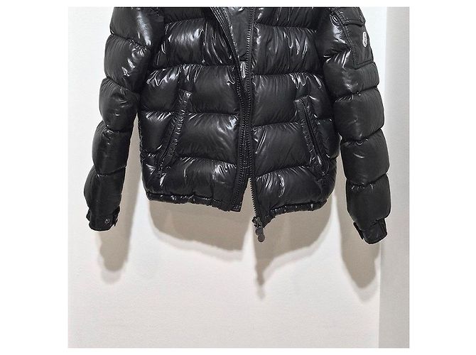 Moncler Casaco Maya acolchoado com penas Preto - vista 5