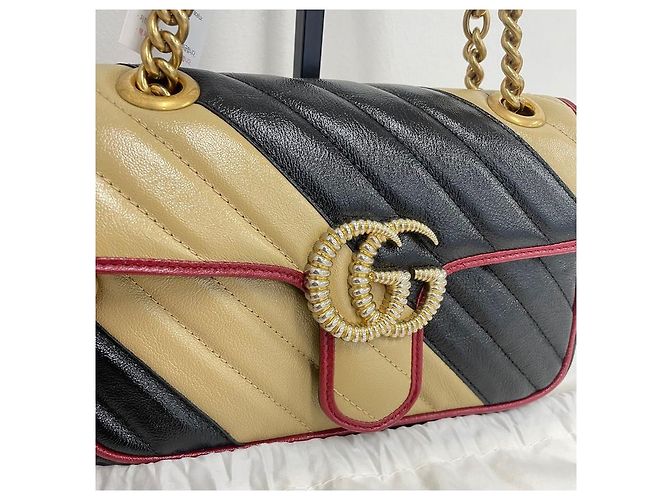 Gucci Borsa a Spalla GG Marmont Matelassé Marrone - vista 3