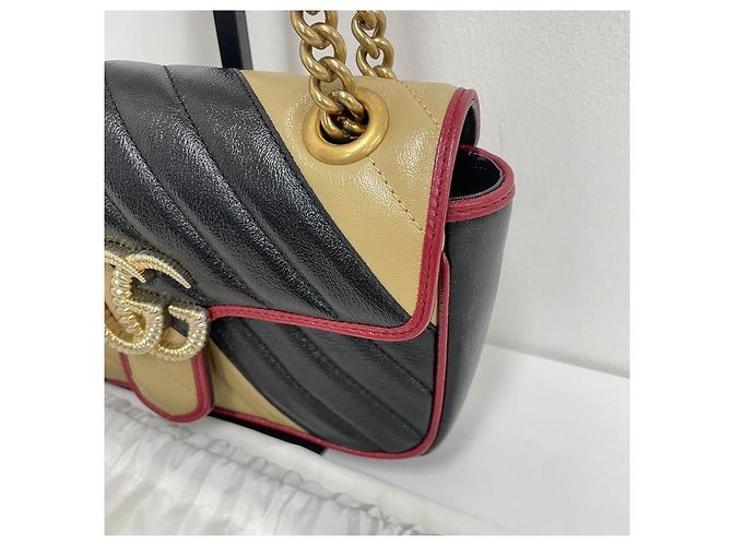 Gucci Borsa a Spalla GG Marmont Matelassé Marrone - vista 4