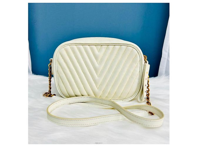 Louis Vuitton Borsa a tracolla New Wave Camera Bag - vista 2