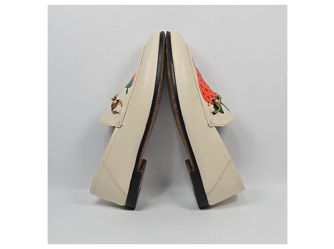 Gucci Mocassini con stampa di fragole e dettaglio horsebit Multicolore - vista 5