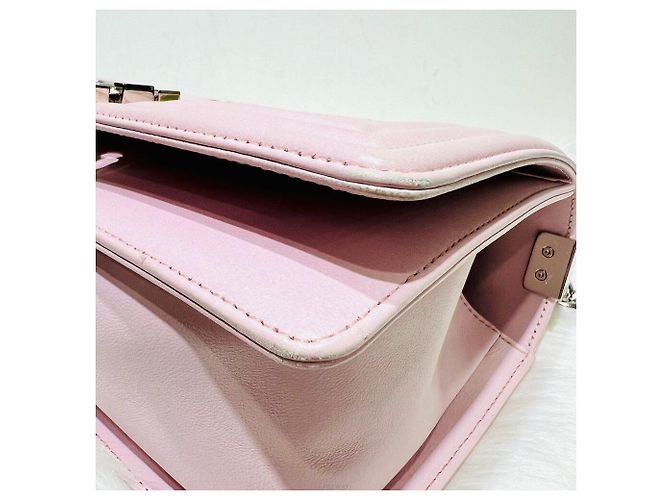 Chanel Borsa Boy Chevron Argento Serie Borsa a Spalla Medium Rosa - vista 8